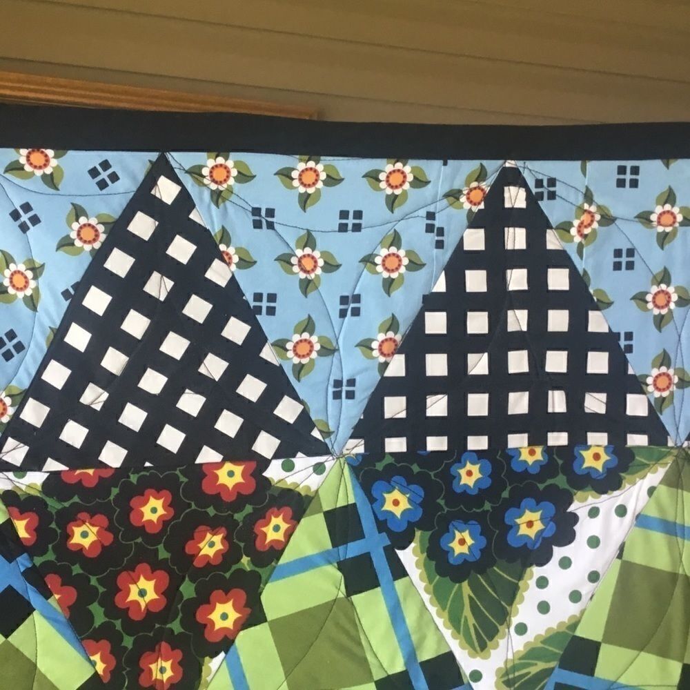 Handmade Lap Quilt Triangles - Picture 4 of 14